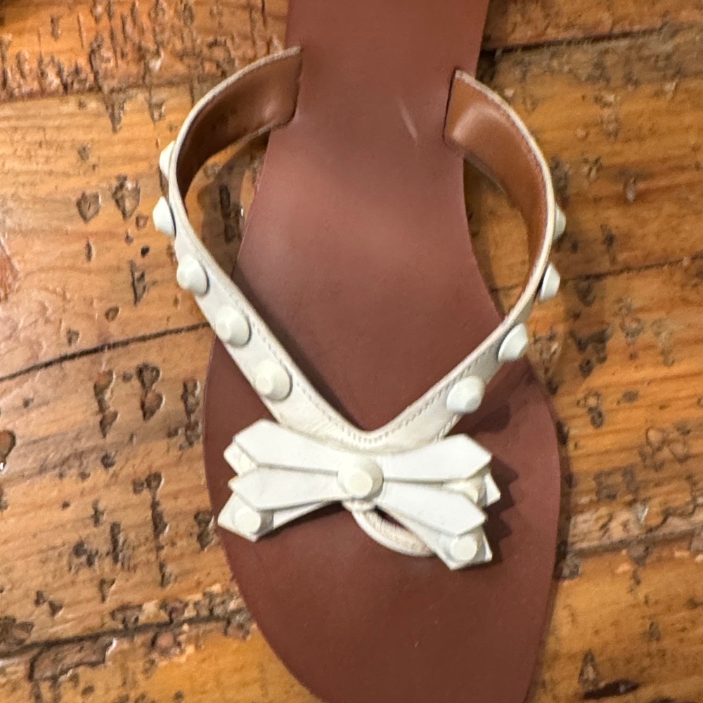Tory Burch “Aurora” Studded Sandals with Bow Size 8.5 - Picture 5 of 9